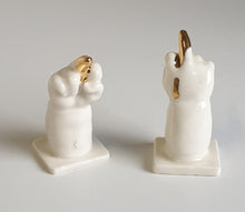 Load image into Gallery viewer, Baby bird with lustre