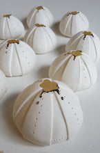 Load image into Gallery viewer, Urchin Tealight Holder with gold dribble