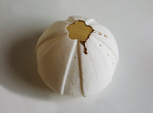 Load image into Gallery viewer, Urchin Tealight Holder with gold dribble