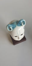 Load image into Gallery viewer, Curly horn doll
