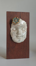 Load image into Gallery viewer, Block head with gold encrusted flower
